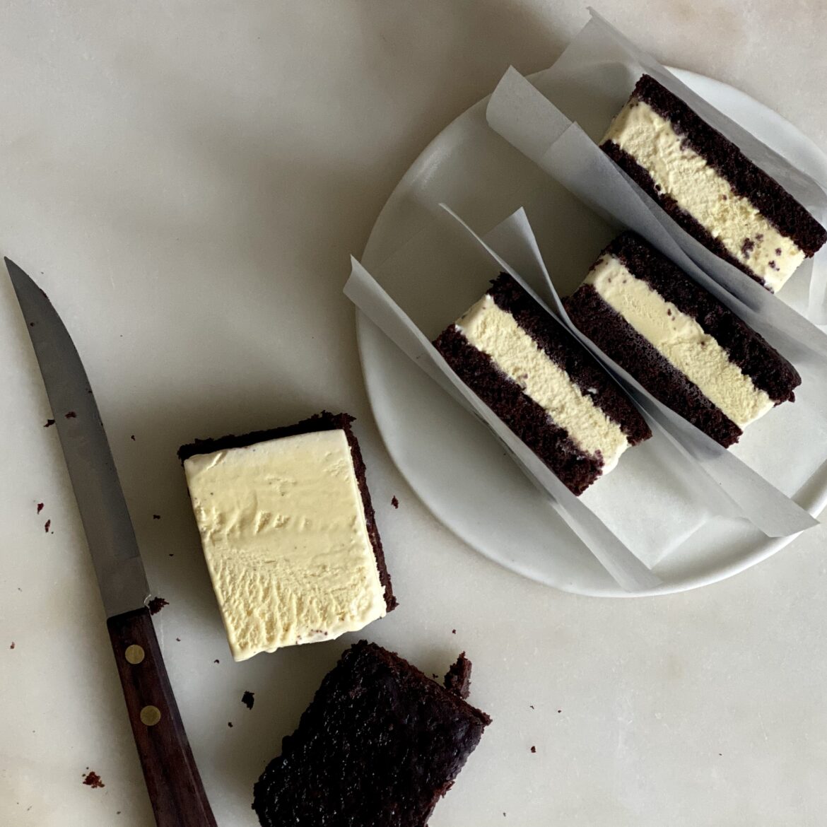 Schoko-Eis-Sandwiches